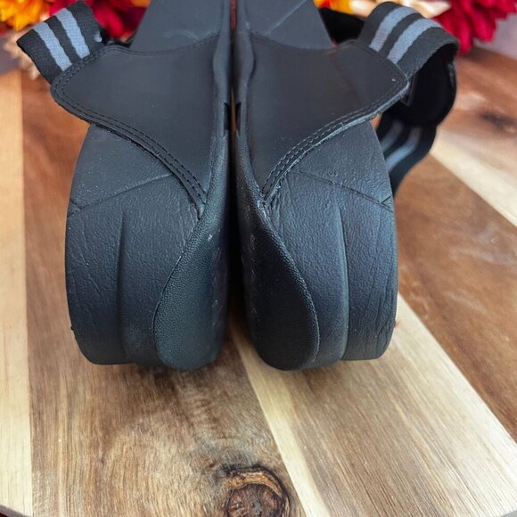 FitFlop Womens DX4090-045 Walkstar Toe-Post Strappy Sandals Sz 8US in Black - Picture 8 of 10